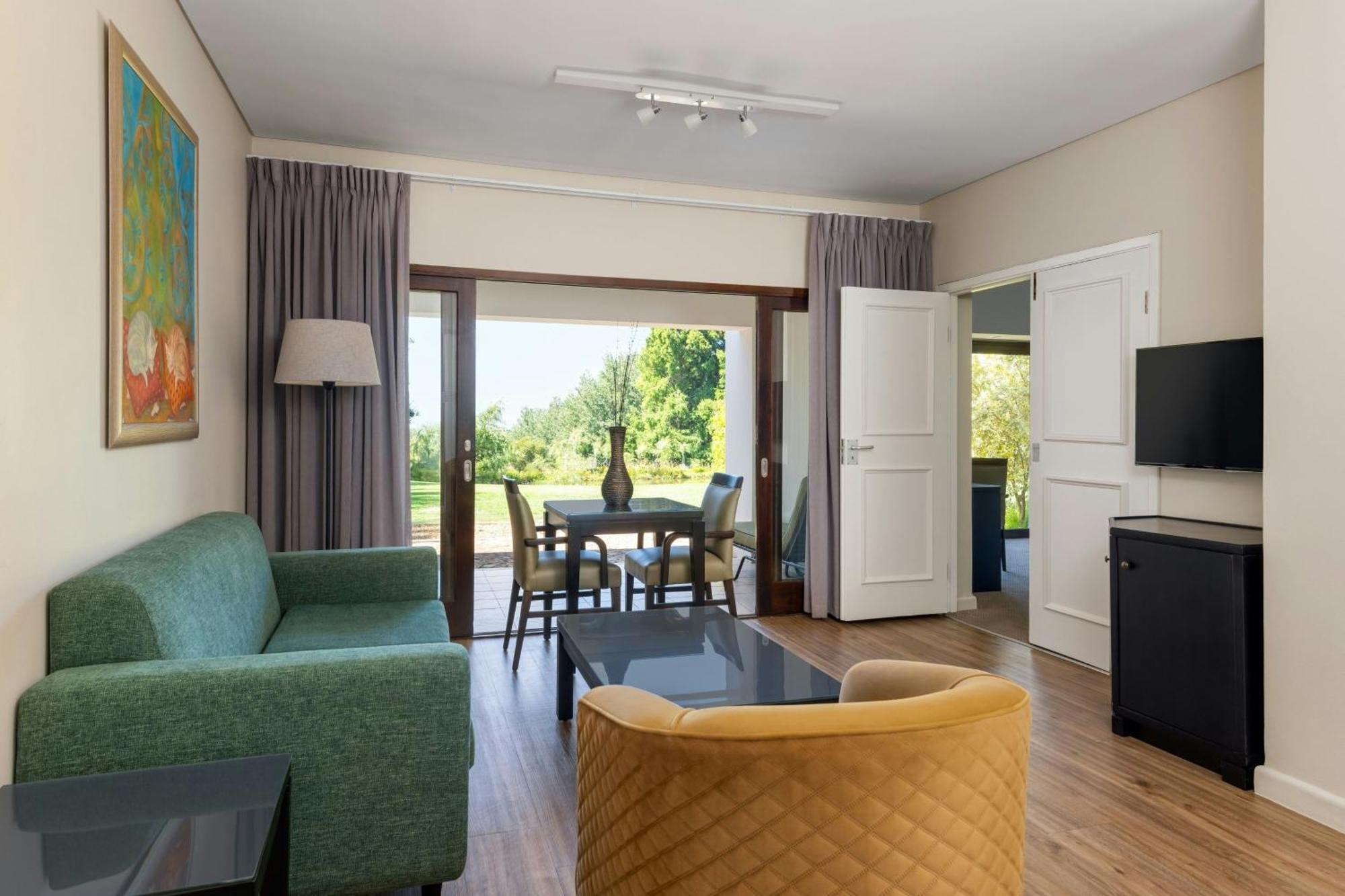 Lord Charles Hotel, Somerset West, A Tribute Portfolio Hotel Exterior photo